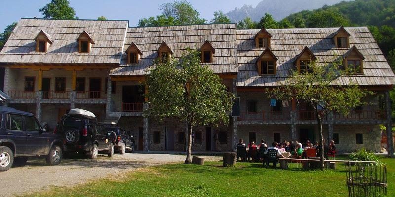 Bujtina Harusha Otel Theth Dış mekan fotoğraf